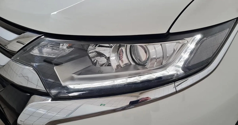 Mitsubishi Outlander cena 75000 przebieg: 133000, rok produkcji 2017 z Pilawa małe 466